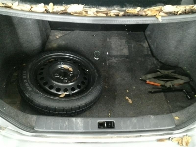 VERSA 2016 High Mounted Stop Light 104511309