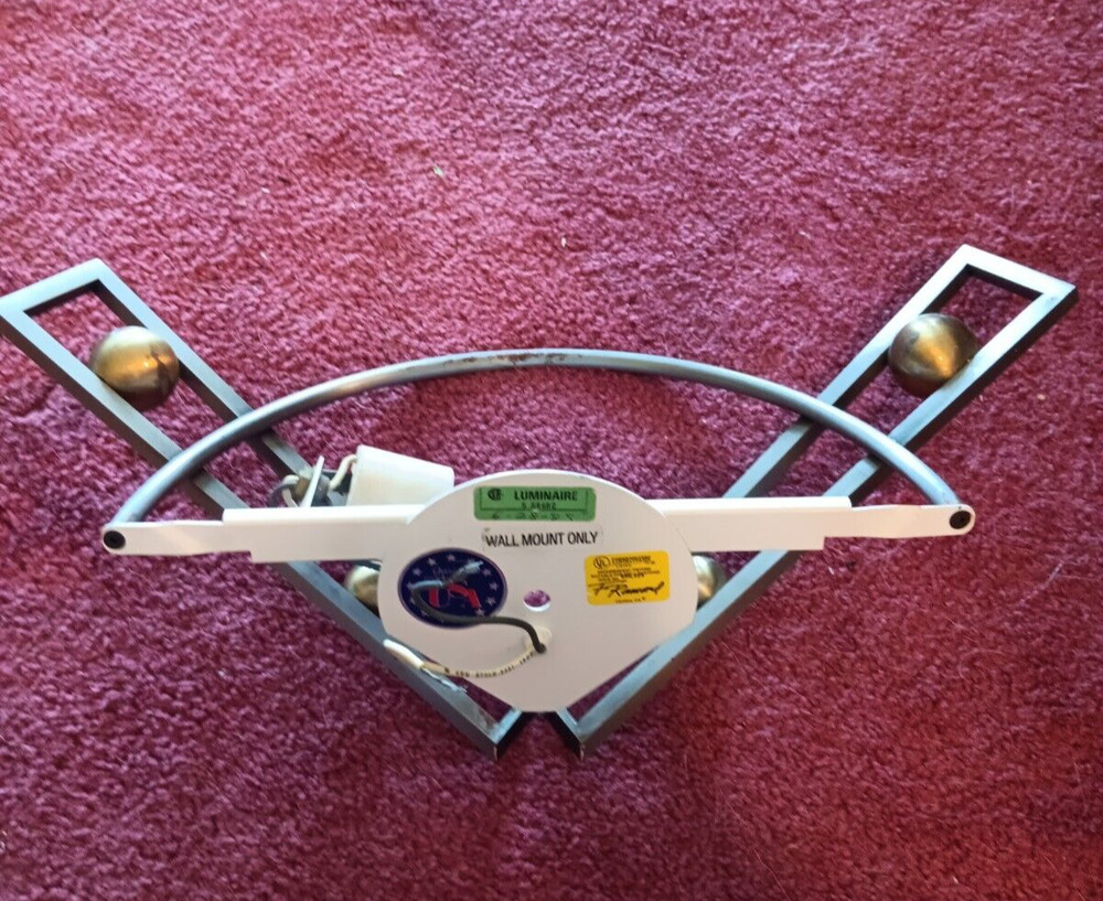 Vintage 1993 Frederick Ramond Sconce