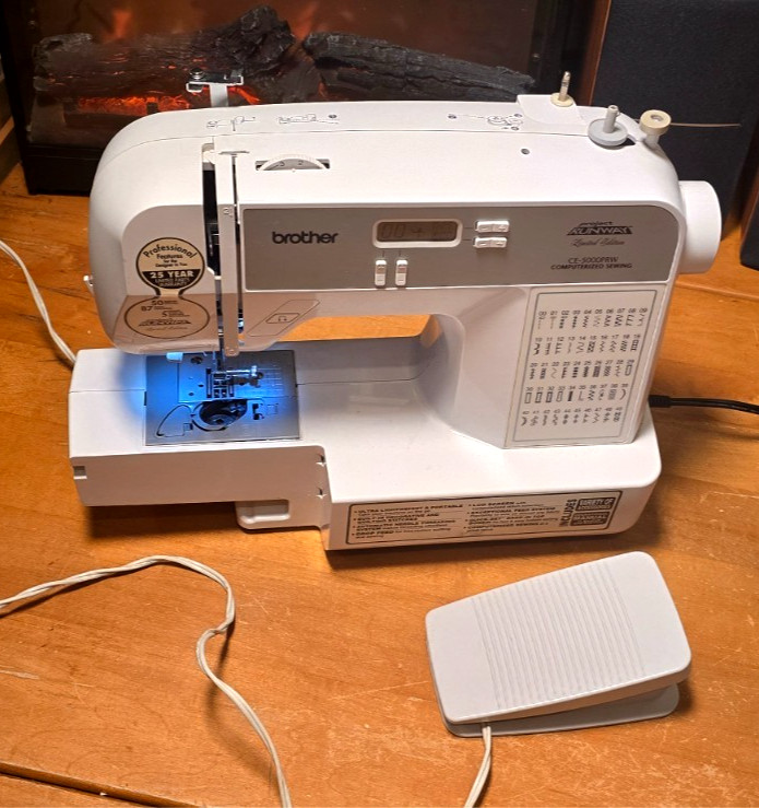 Brother CE-5000PRW Project Runway Sewing Machine – Error E1 – Untested