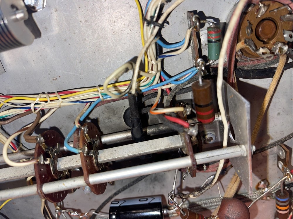 Globe Scout Deluxe Transmitter Rough Shape Works Not Pretty But Rare Switch Burn