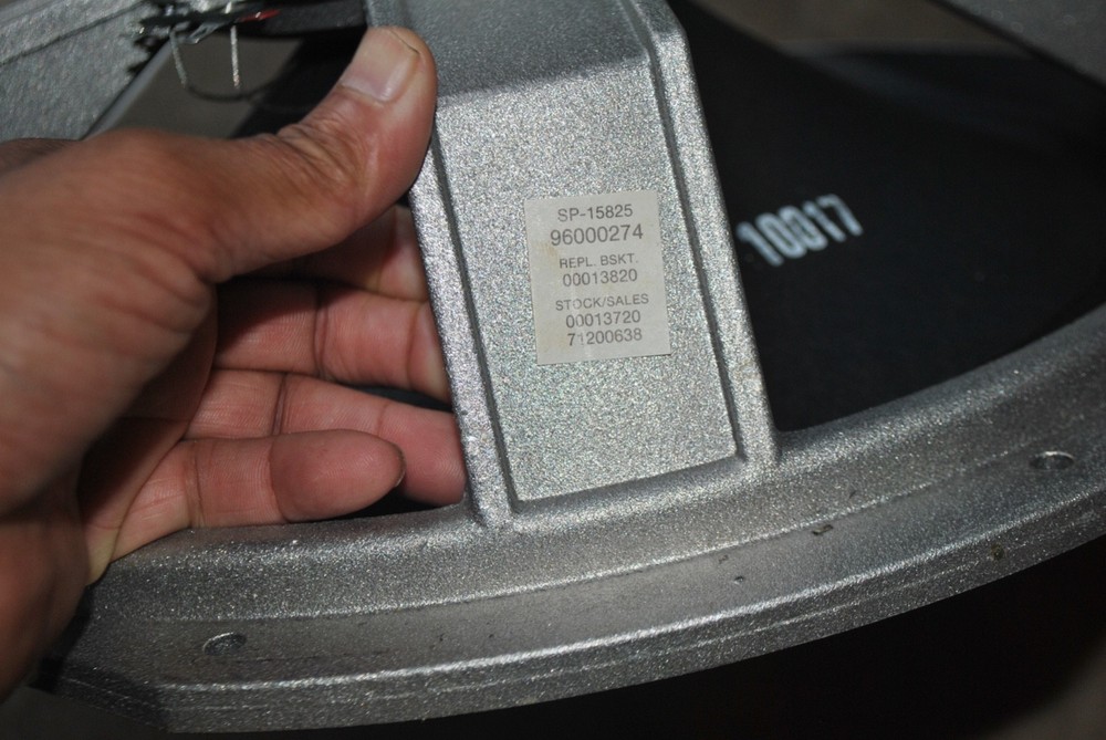 peevey sp-15825 speaker