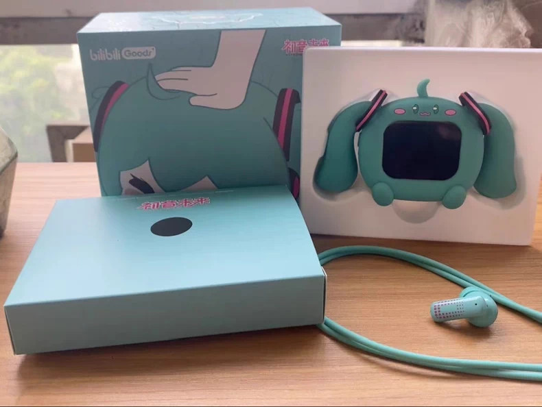 Miku Anime LCD Bluetooth Earbuds - Touch Control, Compatible with iPhone&Android