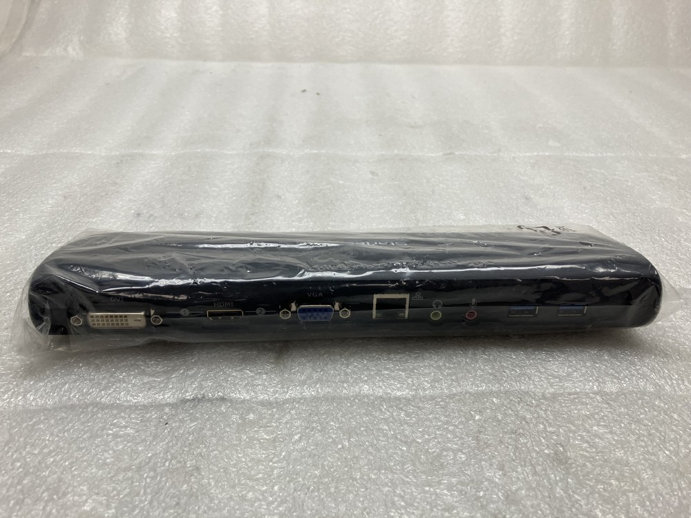 StarTech USB3SDOCKHDV USB 3.0 HDMI/DVI/VGA Docking Station