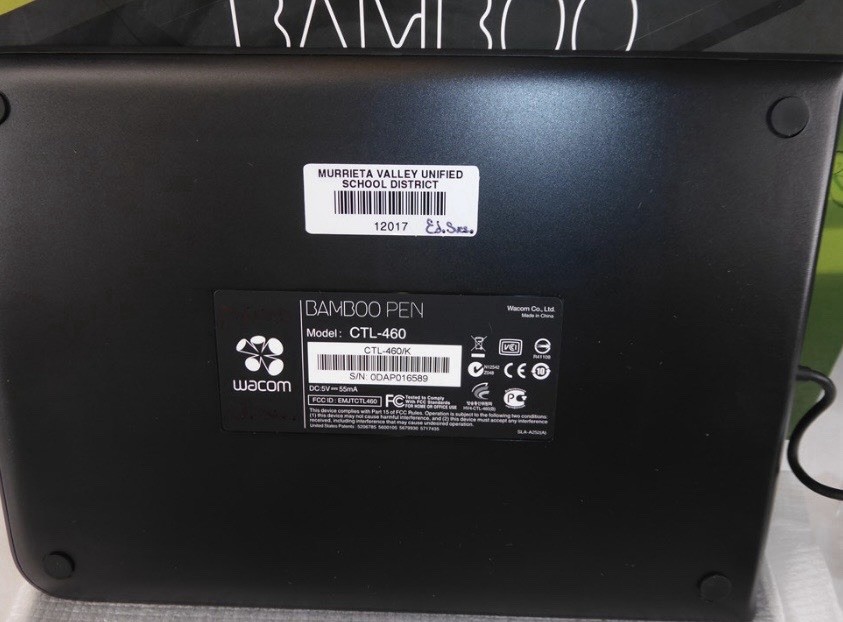 Wacom Intuos Pro Medium PTH-651 + Intuos Small CTL-480 + Bamboo CTL-460 Bundle