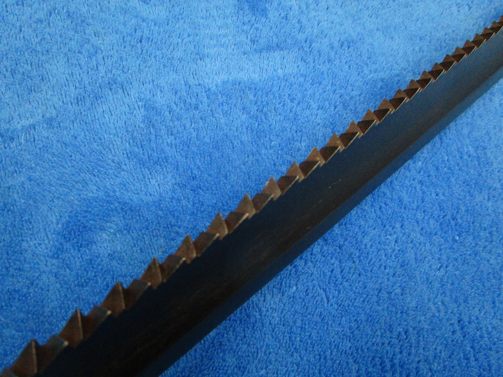 RARE ORIGINAL ANTIQUE M1868 BELGIUM SAWBACK BAYONET AND SCABBARD WITH HANGER