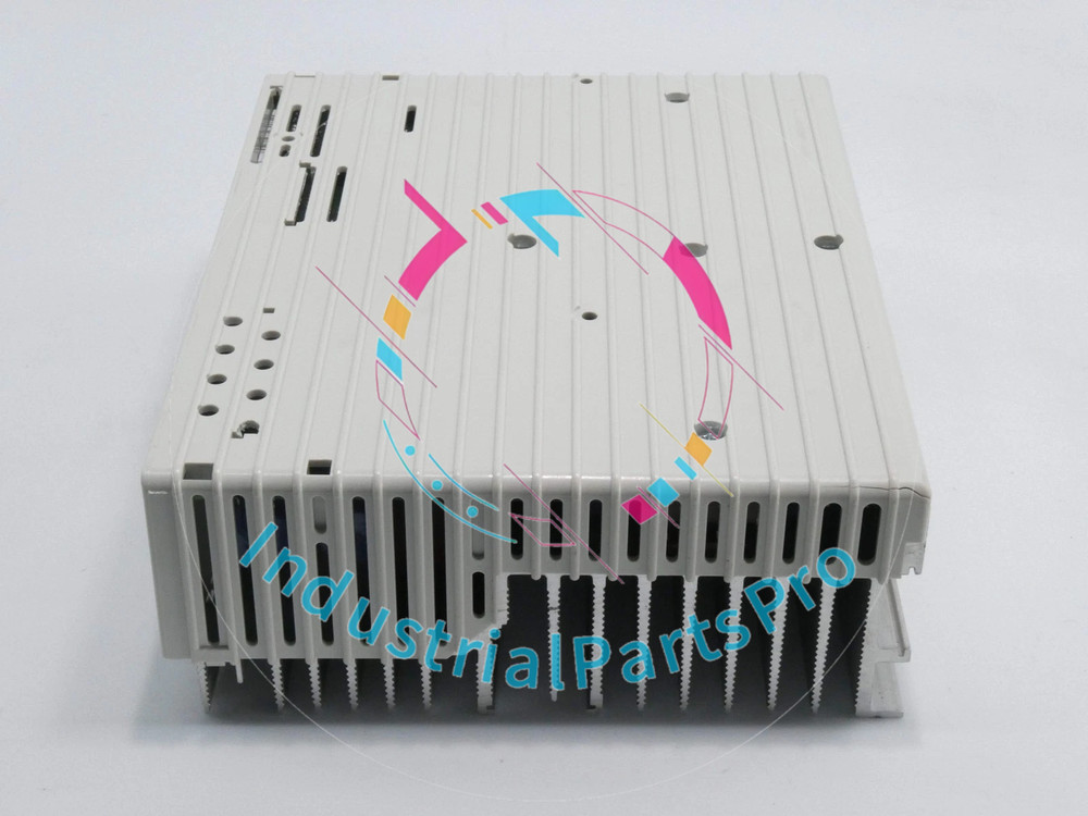 1PC New Lenze EVF8211-E Frequency Inverter Vector Drive EVF8211-E