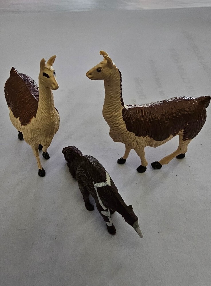 Britains Assorted 9 Pce Zoo Animals All Original