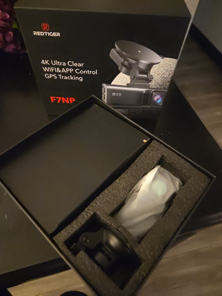 4k Ultra Clear Wifi & Appl Control GPS Tracking