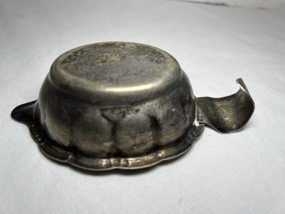 Vintage Silver Plate Porringer Bowl Pourer 5”