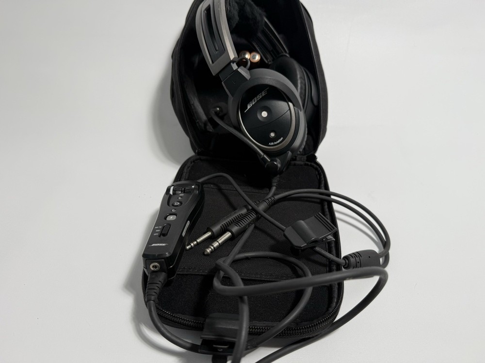 Bose A20 Aviation Headset with Bluetooth, dual cable, and case