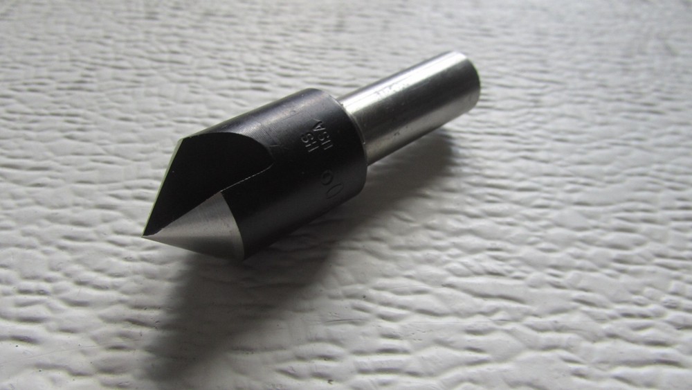 SINGLE-FLUTE COUNTERSINK--3/4"--90 DEGREE