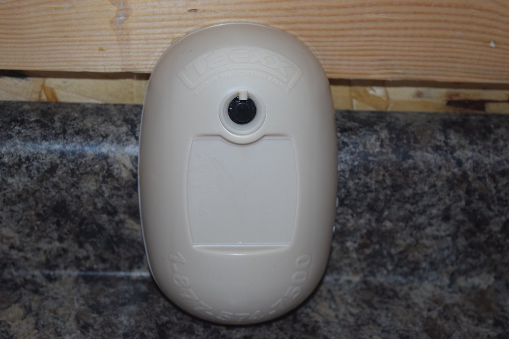 Taexx Pest Control Box