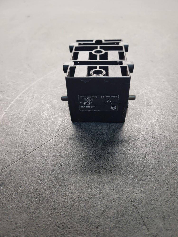 GE Model 1 BEKH Contactor.