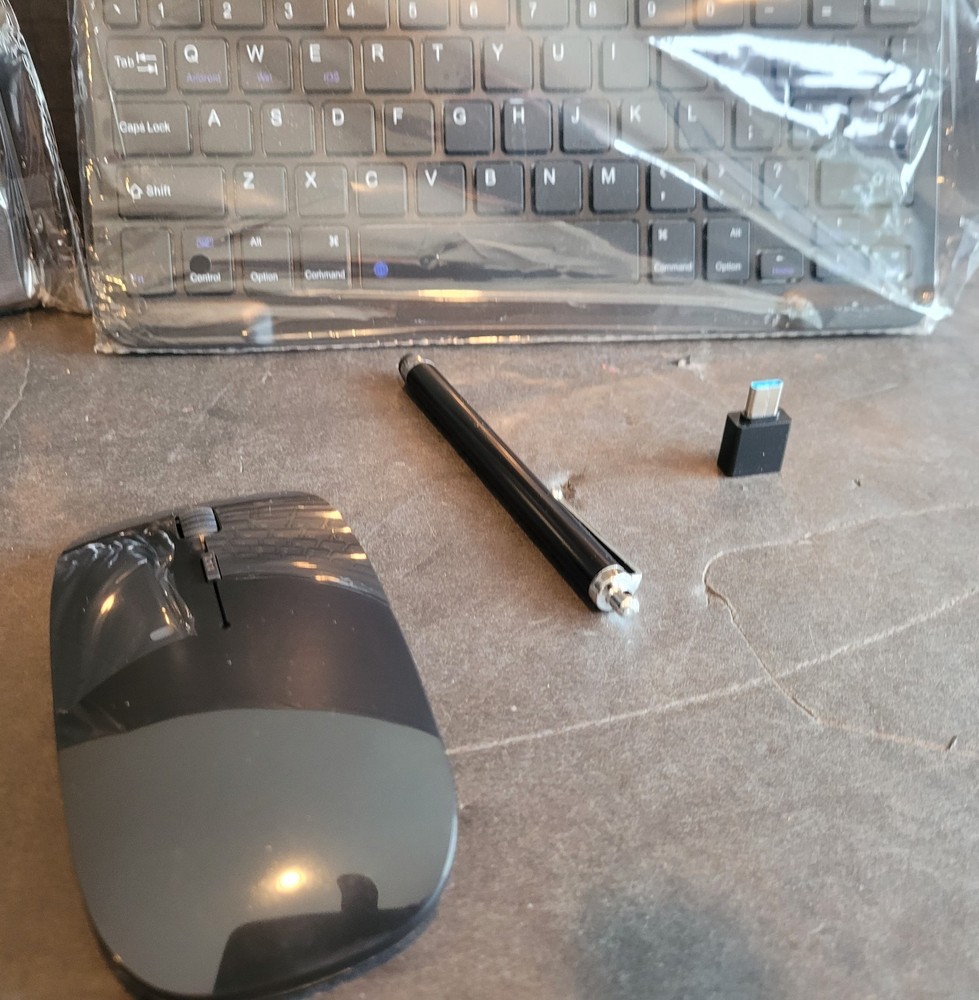 Powmus M820 Tablet Accessories - Keyboard Mouse - No Tablet 01