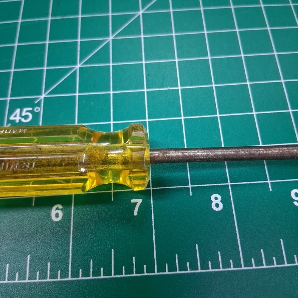Irwin 400-C-6" Yellow Plastic Handle SLOTTED Flat Head Tip SCREWDRIVER