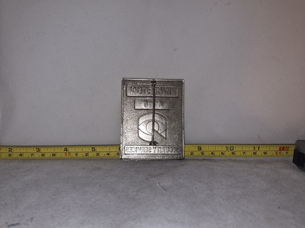 Vintage/Obsolete Pinkerton Security Badge
