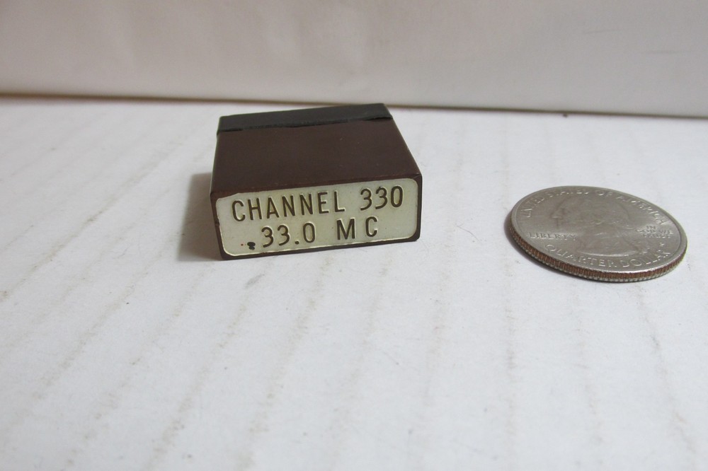 Channel 330-33.0 MC Western Electric Crystal Holder