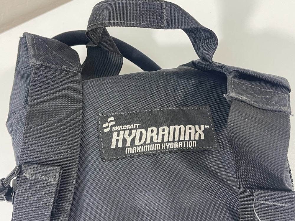 Skilcraft Hydramax Stinger Hydration Backpack Camelback Pak Black NWT w/ Bladder