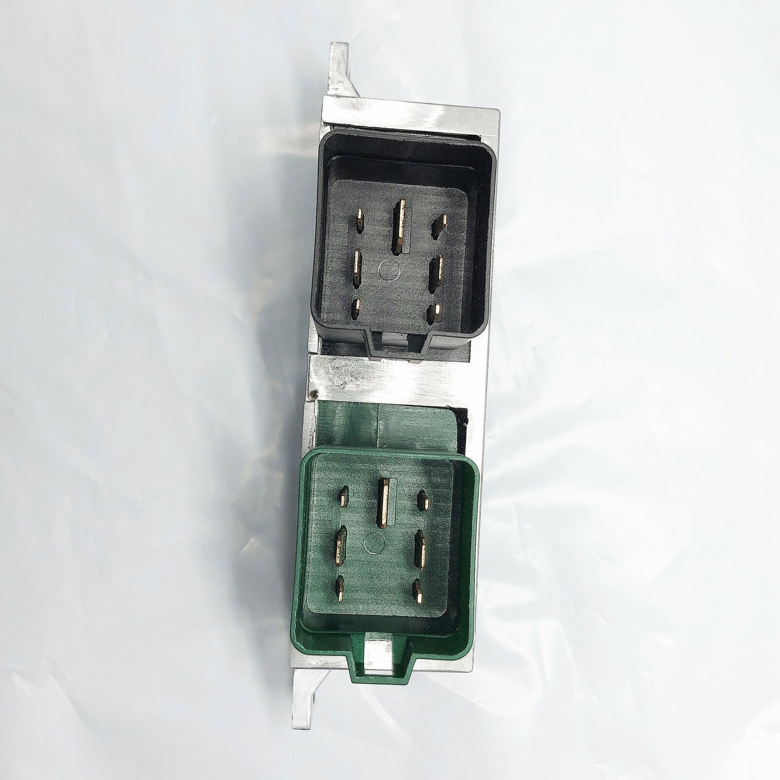 Motorcraft OEM DY876 Diesel Glow Plug Control Module Switch For Ford 6.0 6.4 7.3