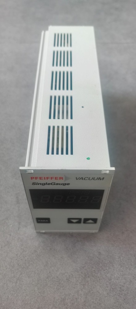 PFEIFFER TPG261 Single Gauge Controller, PTG28030, working