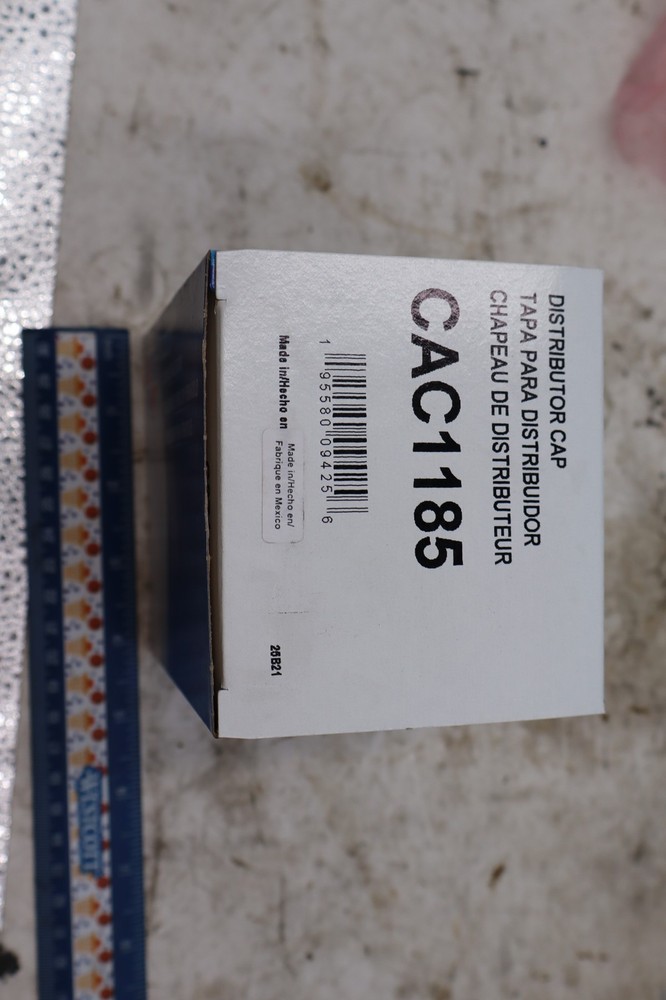 Distributor Cap-Premium CARQUEST CAC1185