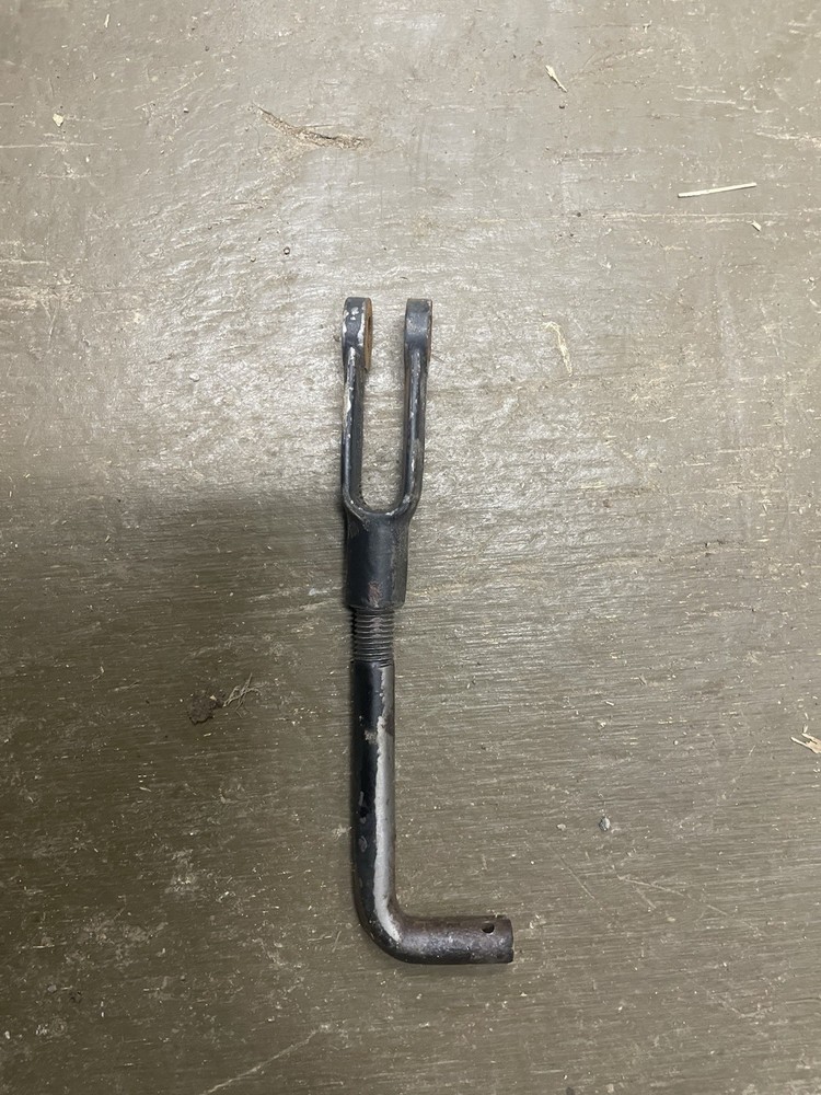 R52304 John Deere Hook Bolt