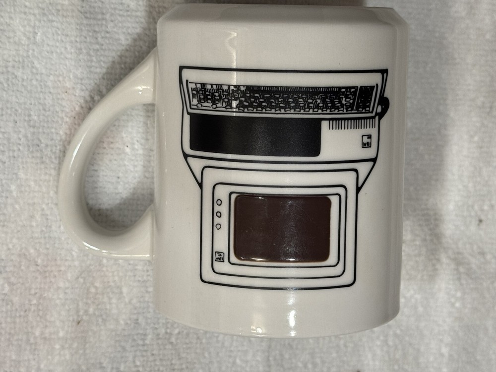 Vintage IBM Computer Mug W/ IBM PC Computer W/ Hidden Message O/E RARE * B173