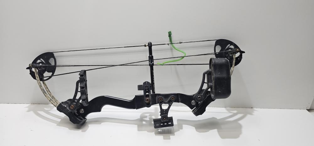 DIAMOND ARCHERY BY BOWTECH NUCLEAR ICE (P32007714)