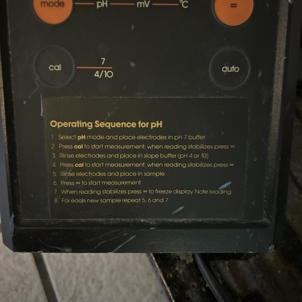 Corning pH Meter 140 Digital Laboratory Device