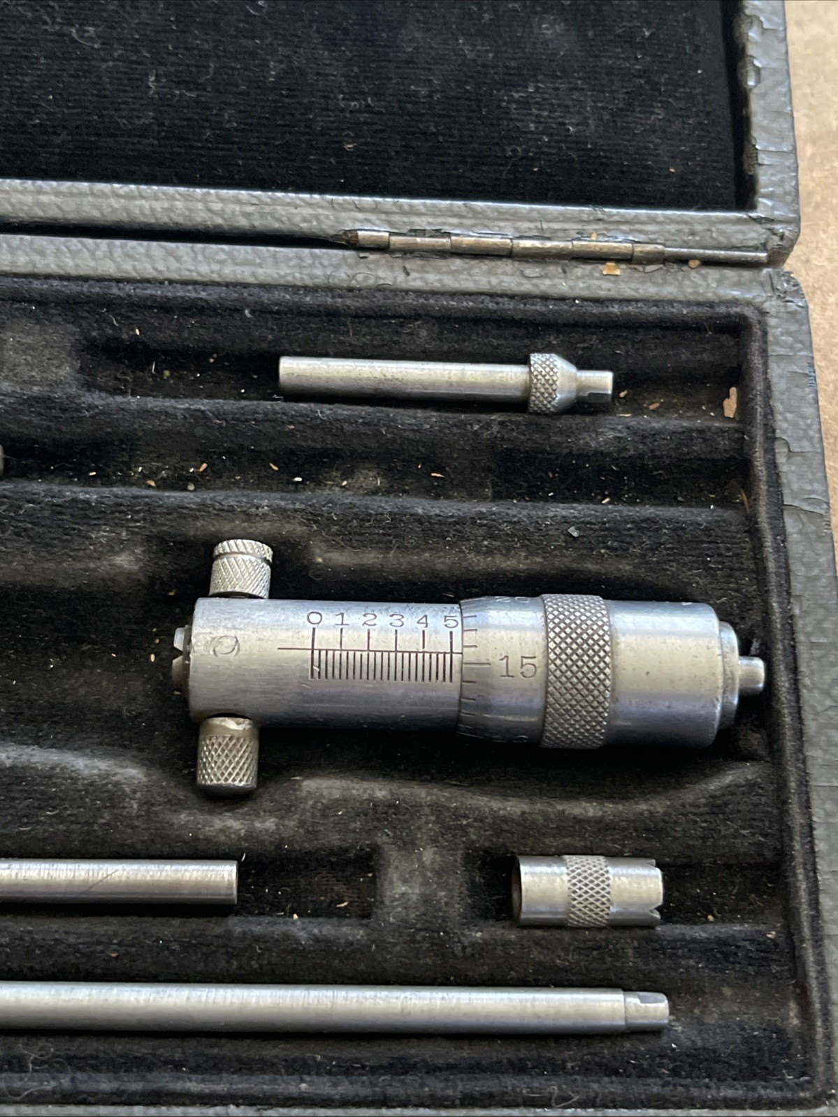 Vintage L. S. Starrett Inside Micrometer Set w/Rods & Case