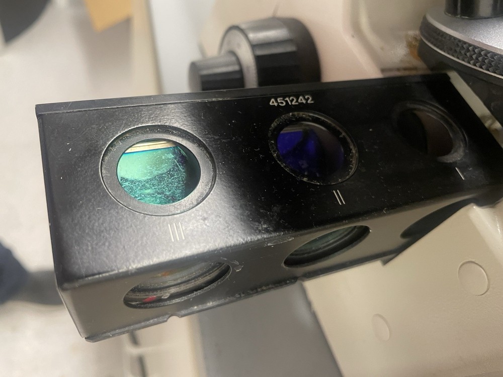 CARL ZEISS AXIOVERT 25 INVERTED PHASE CONTRAST MICROSCOPE with 4 objectives