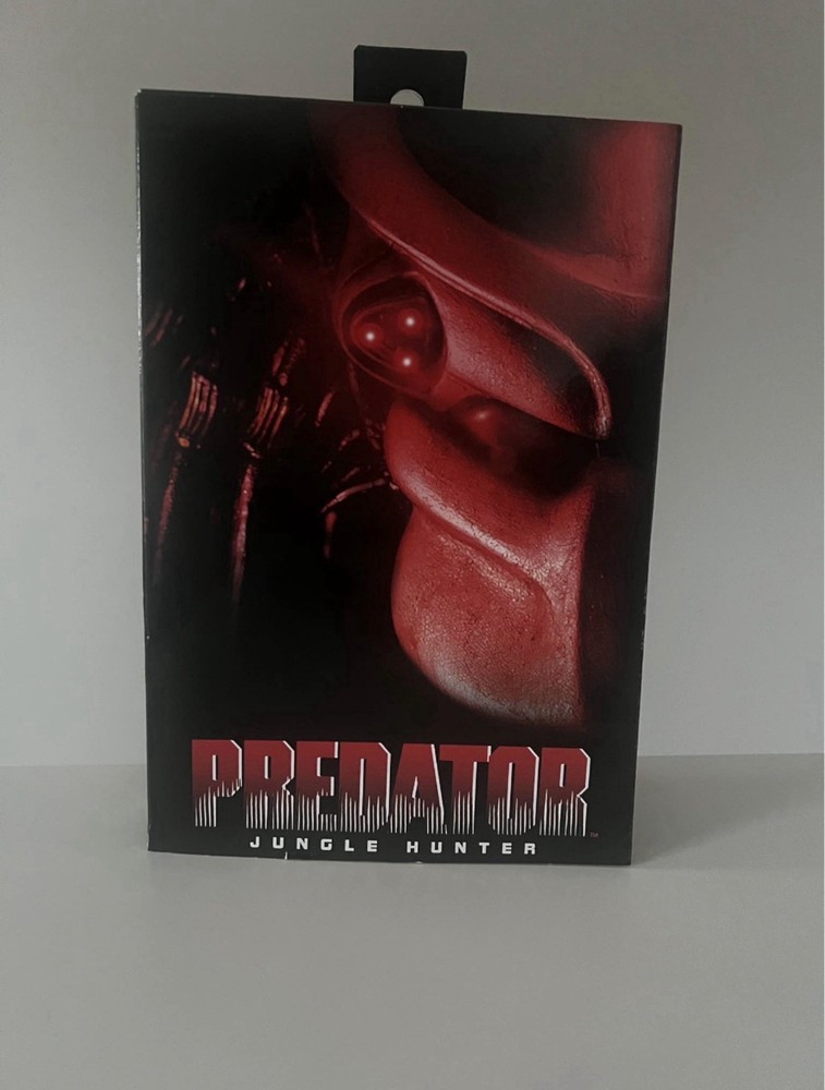 Predator Jungle Hunter Action Figure with Accessories