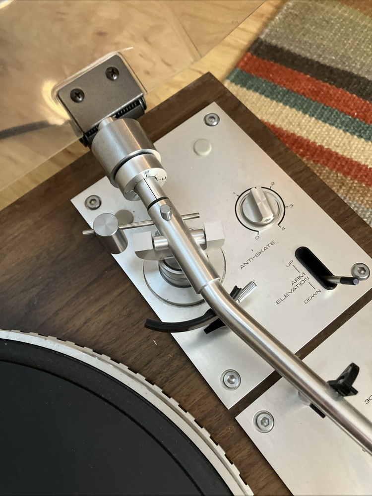 PIONEER PL-570 TURNTABLE
