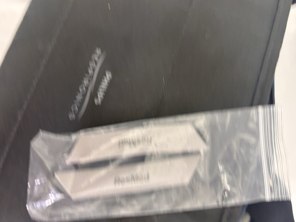 Philips Electronics Dsx500-T-11W With Case- Service Needed