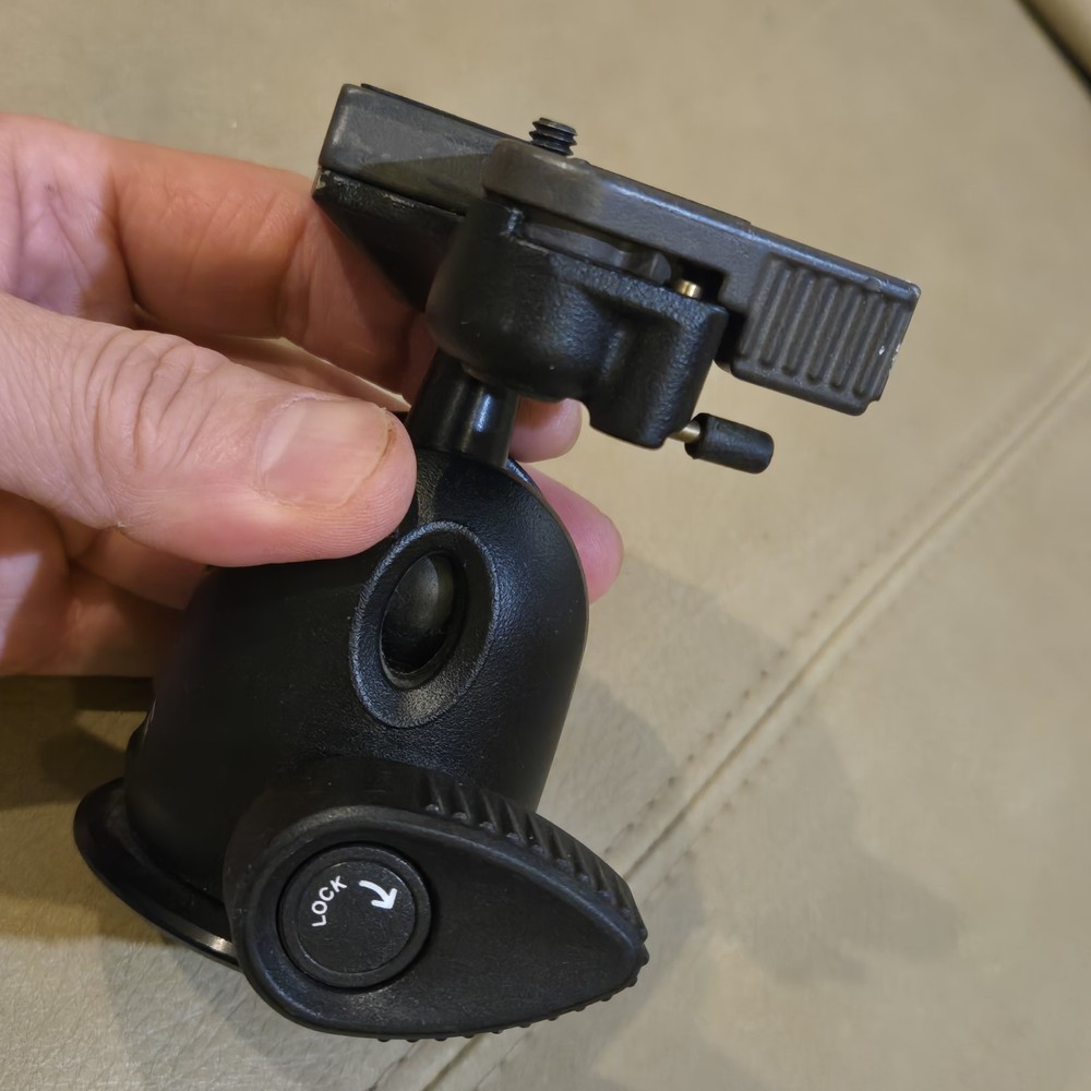 Manfrotto 496RC2 Compact Ball Head with Quick Release Plate