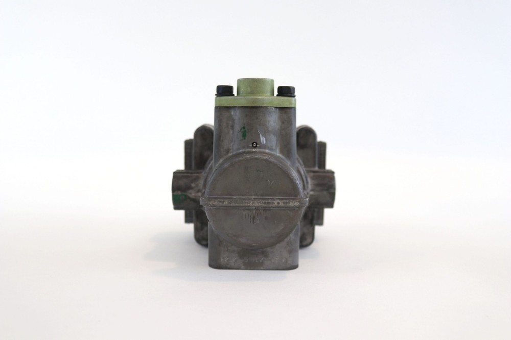 Bendix K021562 Sr 7™ Air Brake Spring Brake Modulating Valve New
