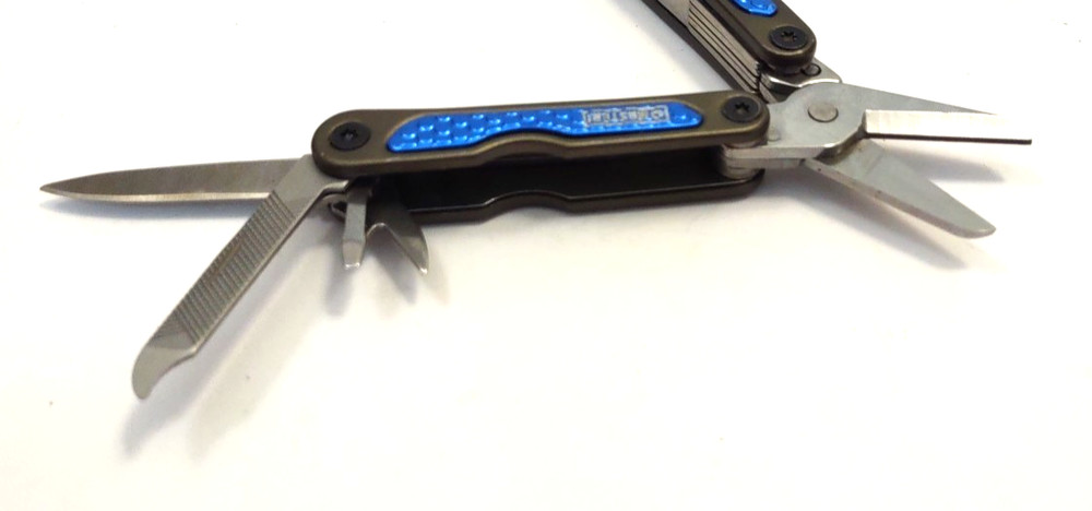 OMaster Multi Tool Pocket Knife Scissors O Master