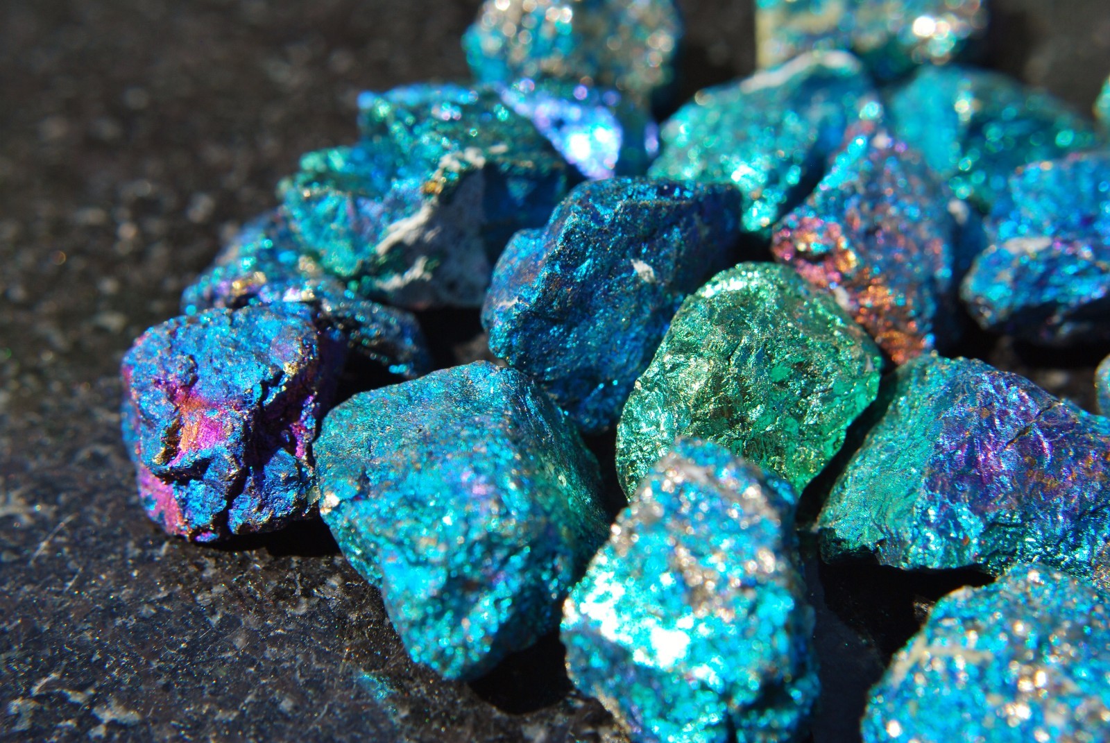 ~20 PCS AAA Grade CHARGED 650cts BABY PEACOCK™ ORE Chalcopyrite Crystals Healing