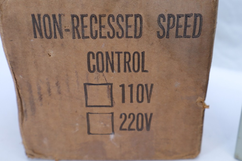 (NEW) NESBITT 110V Unit Heater Speed Controller