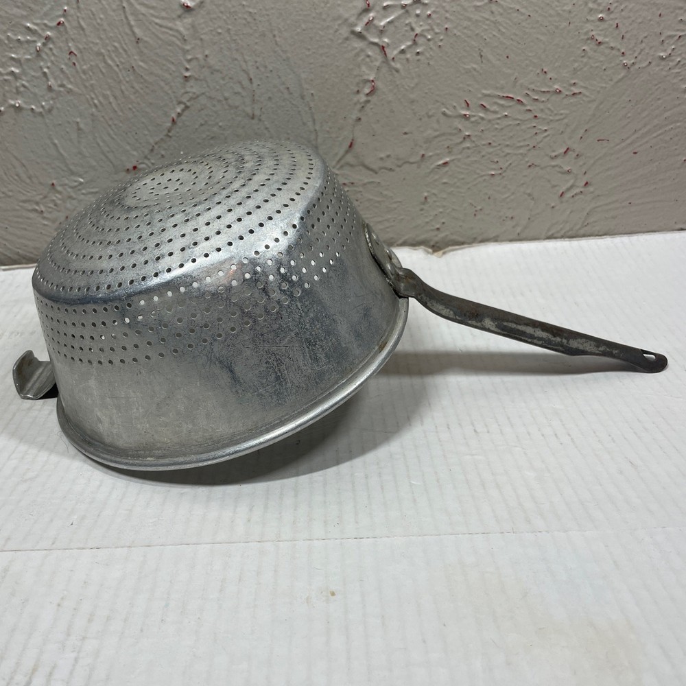 Aluminum Utility Strainer With Handle & Hook