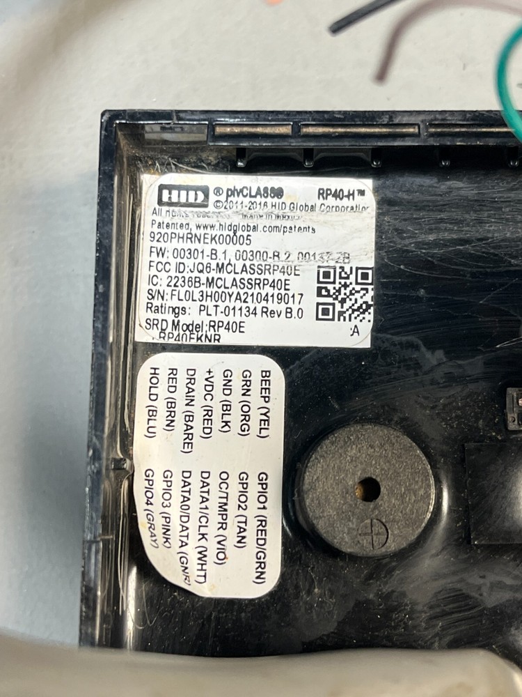 HID multiCLASS RP40E Wall Switch Reader - Used, Black