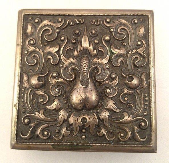 Wonderful 800 Silver Box.