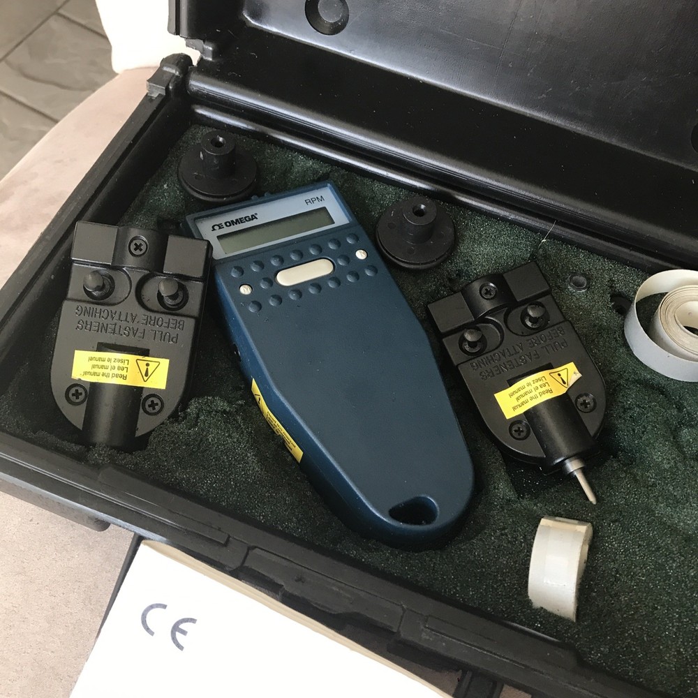 Omega Handlheld Pocket Tachometer with Remote Sensor Input, HHT-11-R-KIT
