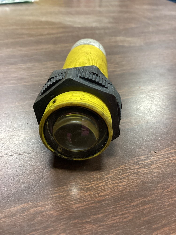 Banner Engineering Corp. SMI306EQ Photoelectric Sensor