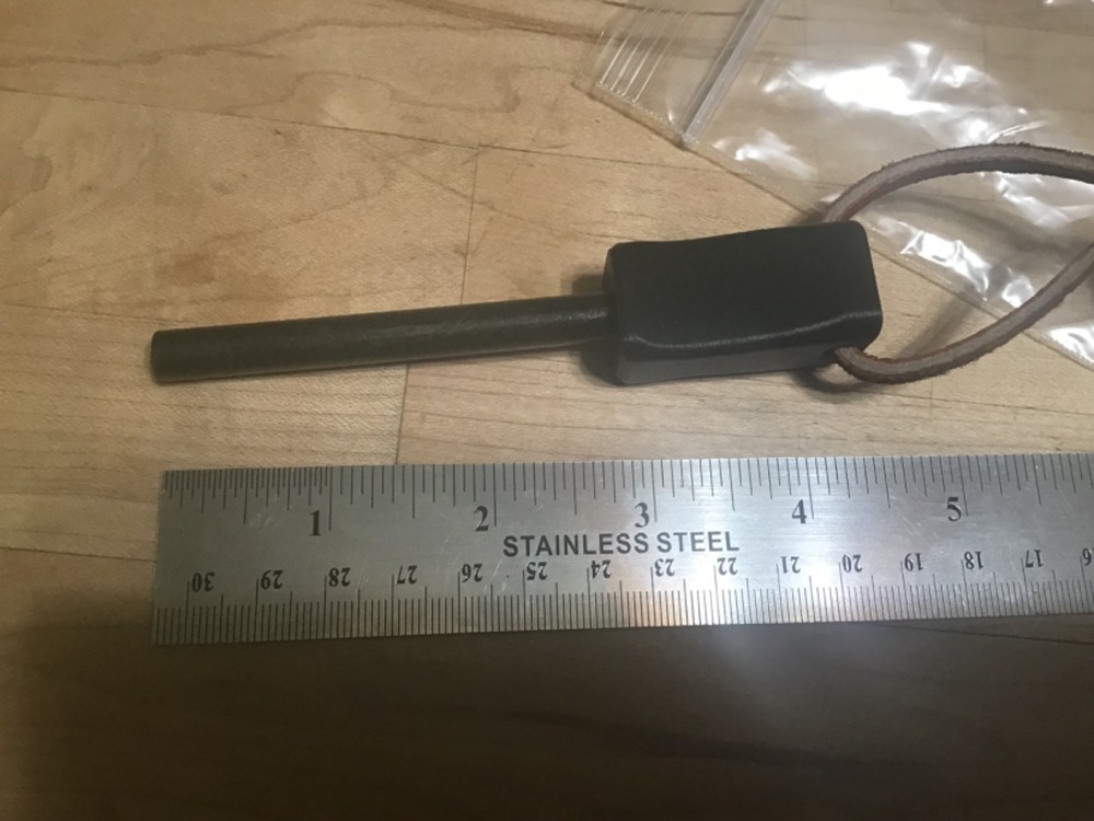 Ferrocium Fire Steel Fire Starter Bushcraft Survival
