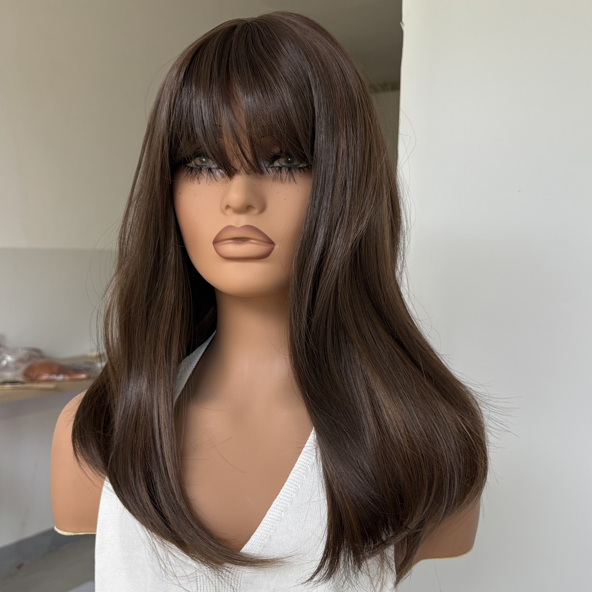 Heat Resistant Synthetic Hair Mixed Brown Straight Dress Up Wigs With Bangs