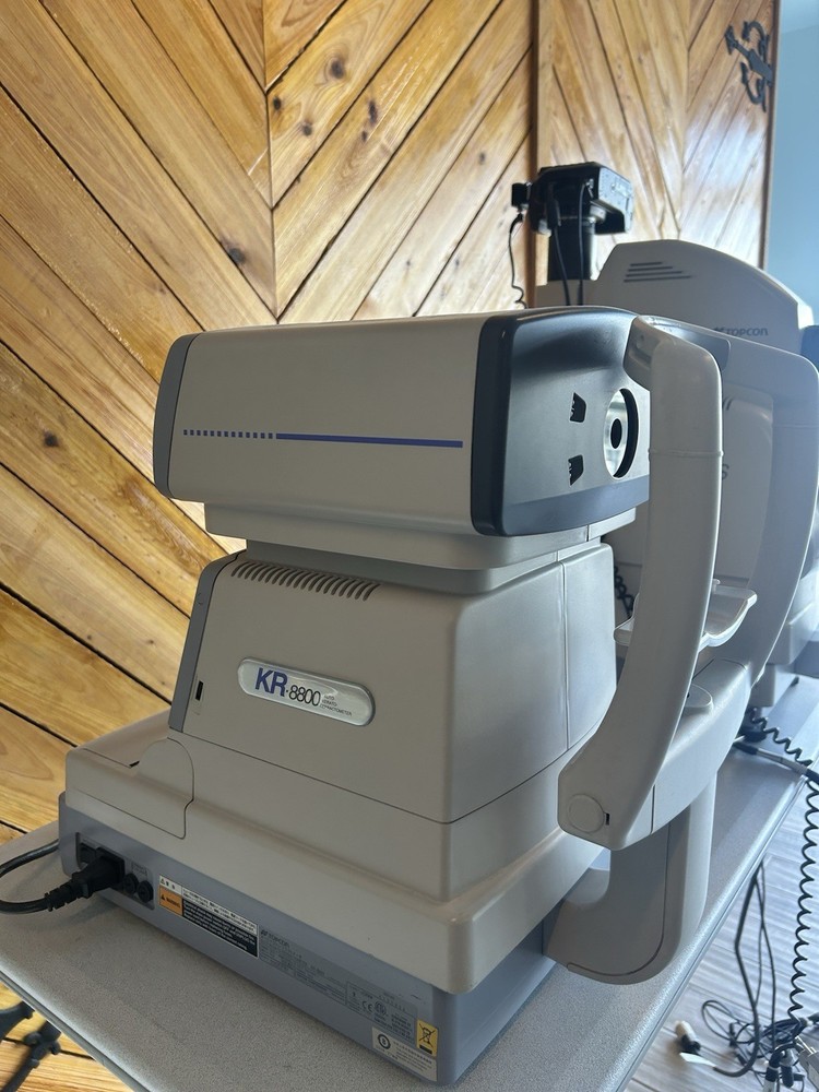 Topcon KR-8800 Auto Refractor/ Keratometer
