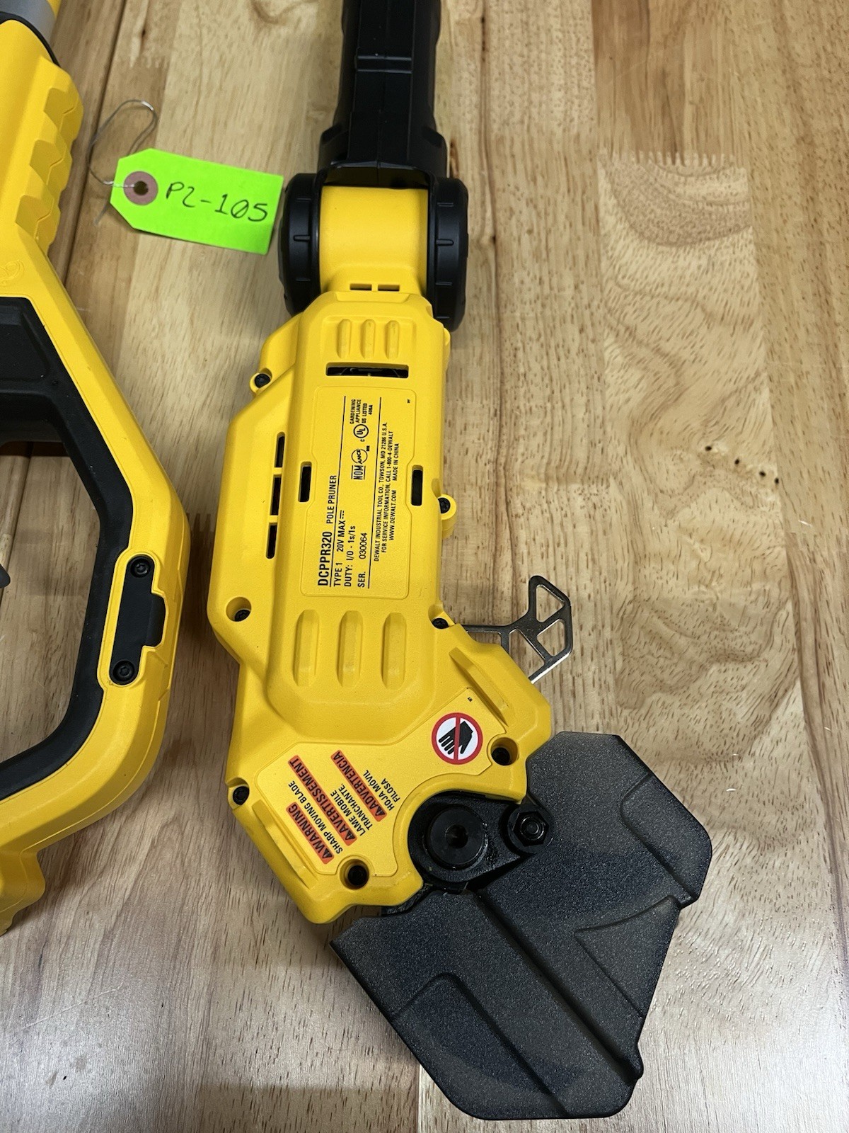 New DeWalt DCPPR320D1 20V MAX* 1-1/2 in. Cordless Pole Pruner (TOOL ONLY) P4-01