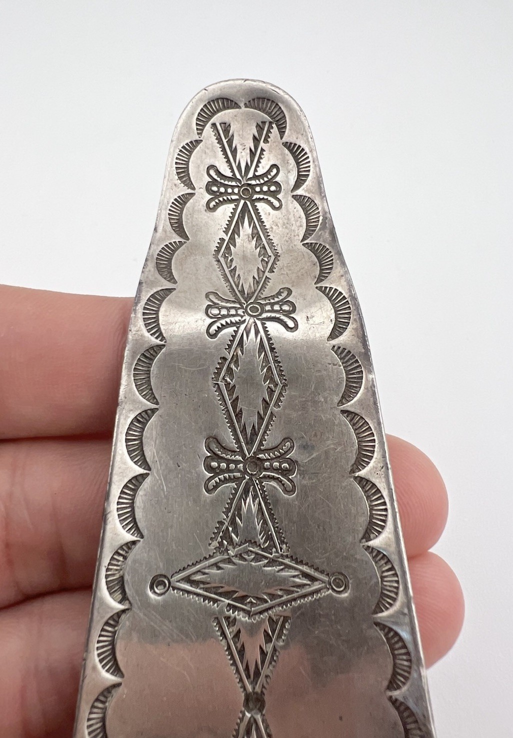 RARE EARLY Old Fred Harvey Era NAVAJO Coin Silver Detailed Stamped Shoehorn 4.5"