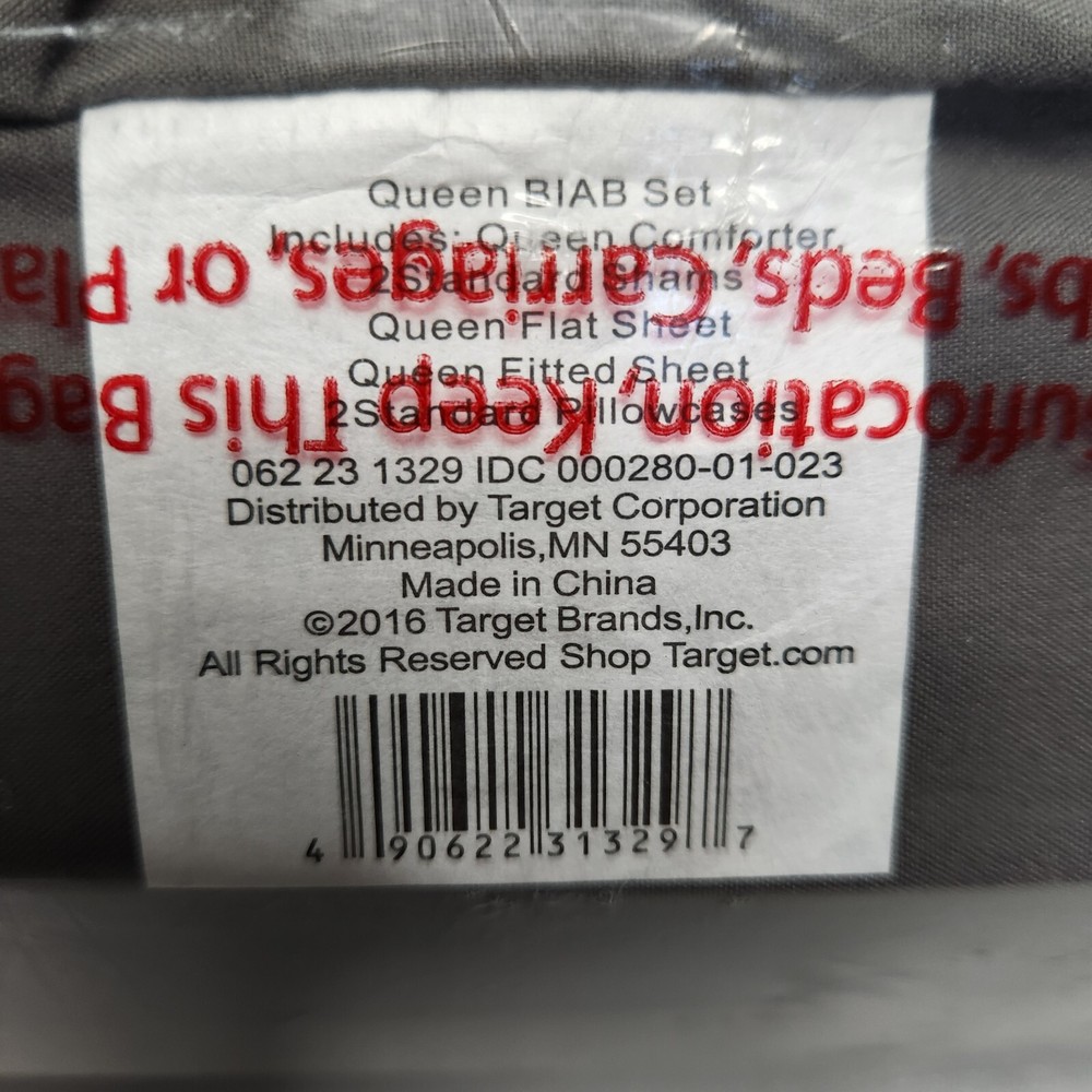Target Room Essentials 7 Pc Bedding Set Gray Queen Size New BIAB